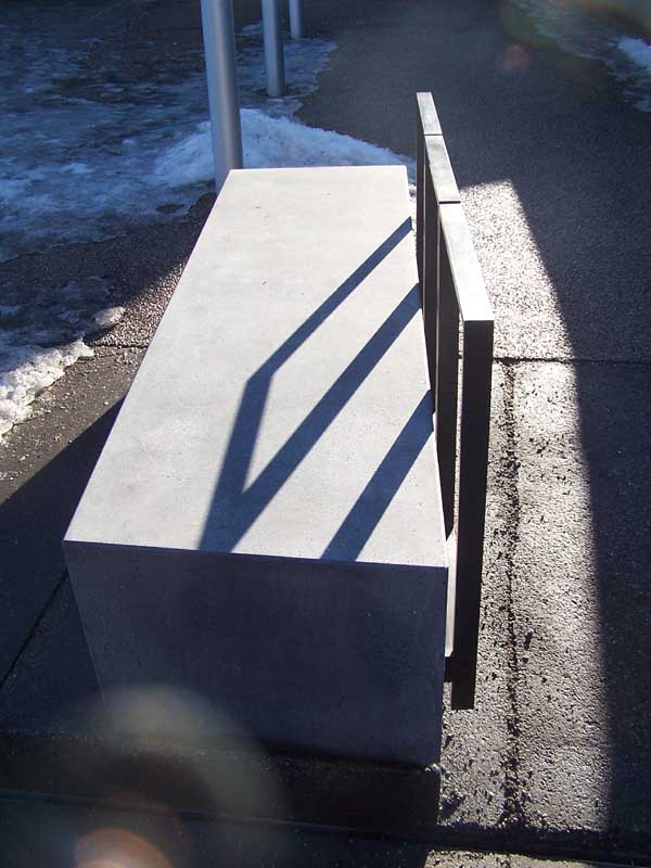 Stadtmobiliar - Betonblock Rahmen